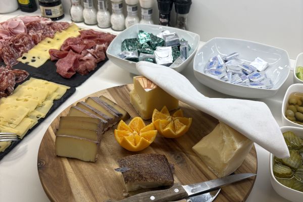 img-385781BF8EC2-36A8-19A3-51CE-C2317BD397EB.jpg